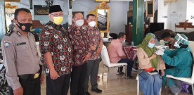115 warga berhasil di vaksin pada kegiatan Vaksinasi Keliling pada  2 (dua) Lokasi  di Kelurahan Sorosutan